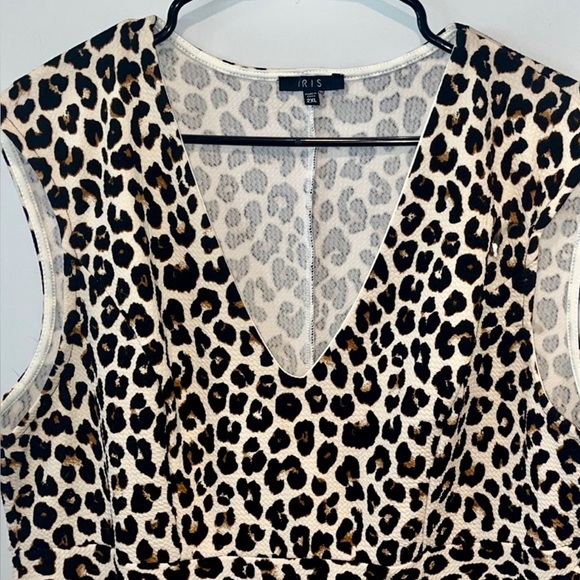 Iris Leopard Print Dress NWOT - Picture 3 of 7